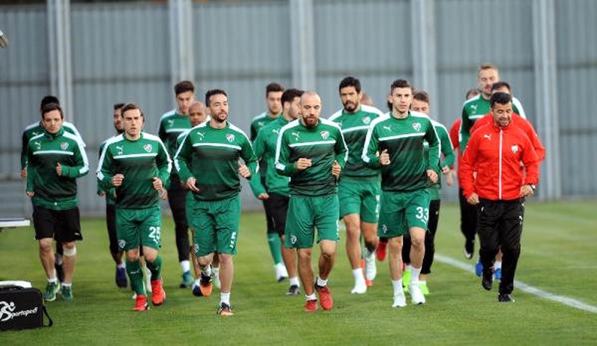 Bursaspor\'da Atiker Konyaspor Hazırlığı Başladı