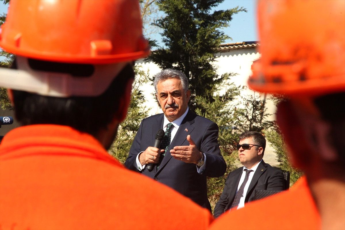 Cumhurbaşkanı Sorumsuzdur\' Diyen Maddeyi Değiştirdik"