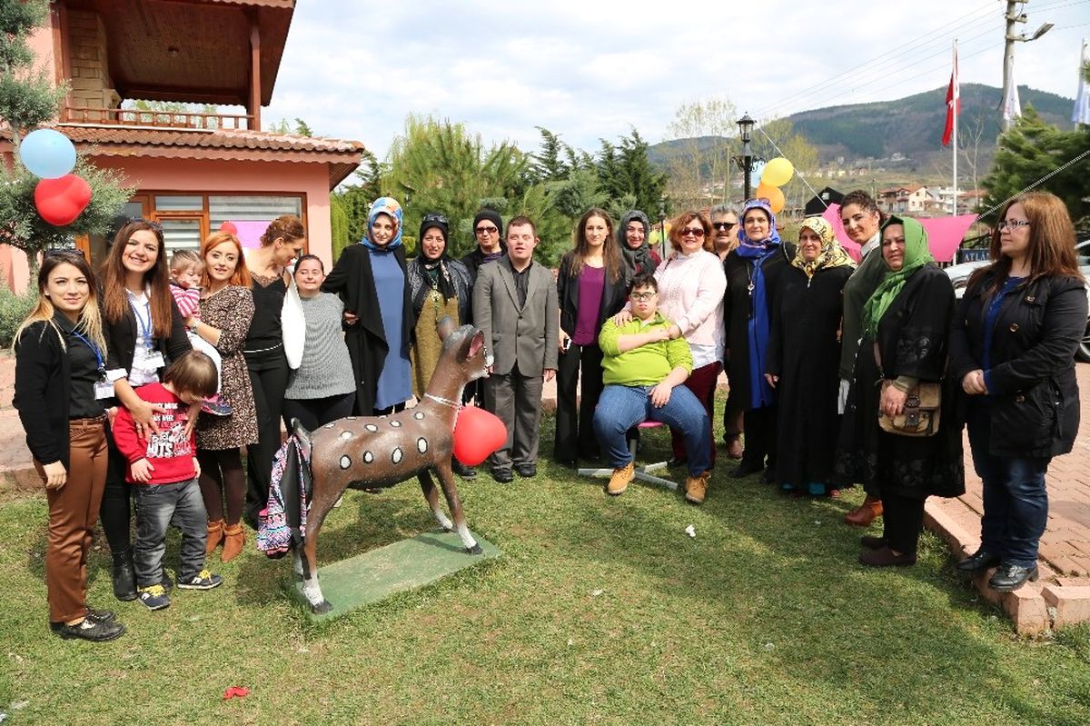 Down Sendromlular Gününde Doyasıya Eğlendiler