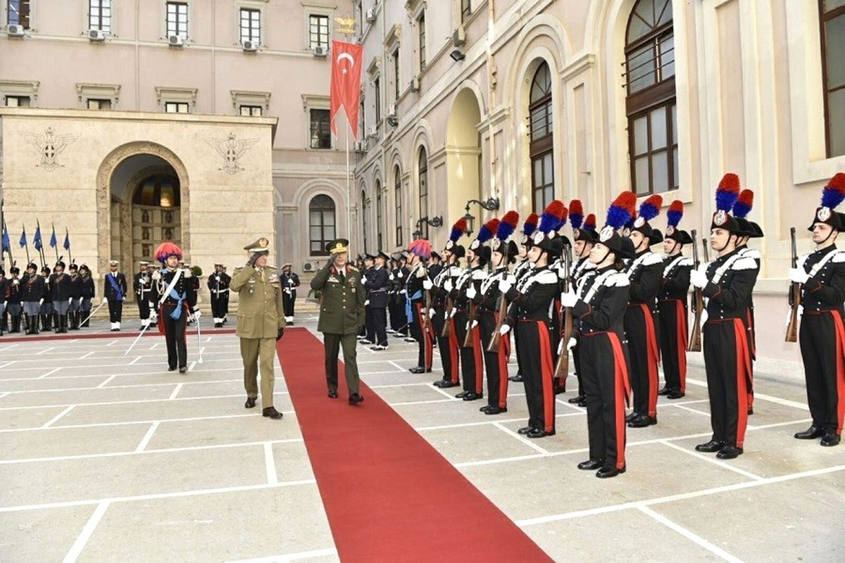 Genelkurmay Başkanı Akar\'ın İtalya Ziyareti