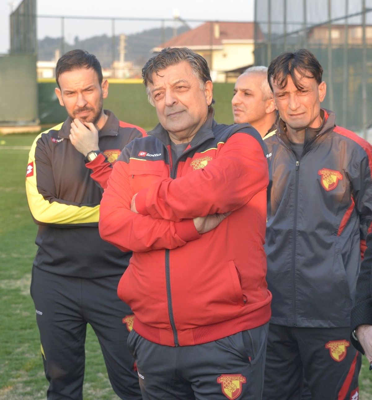 Göztepe\'de Yılmaz Vural Göreve Başladı