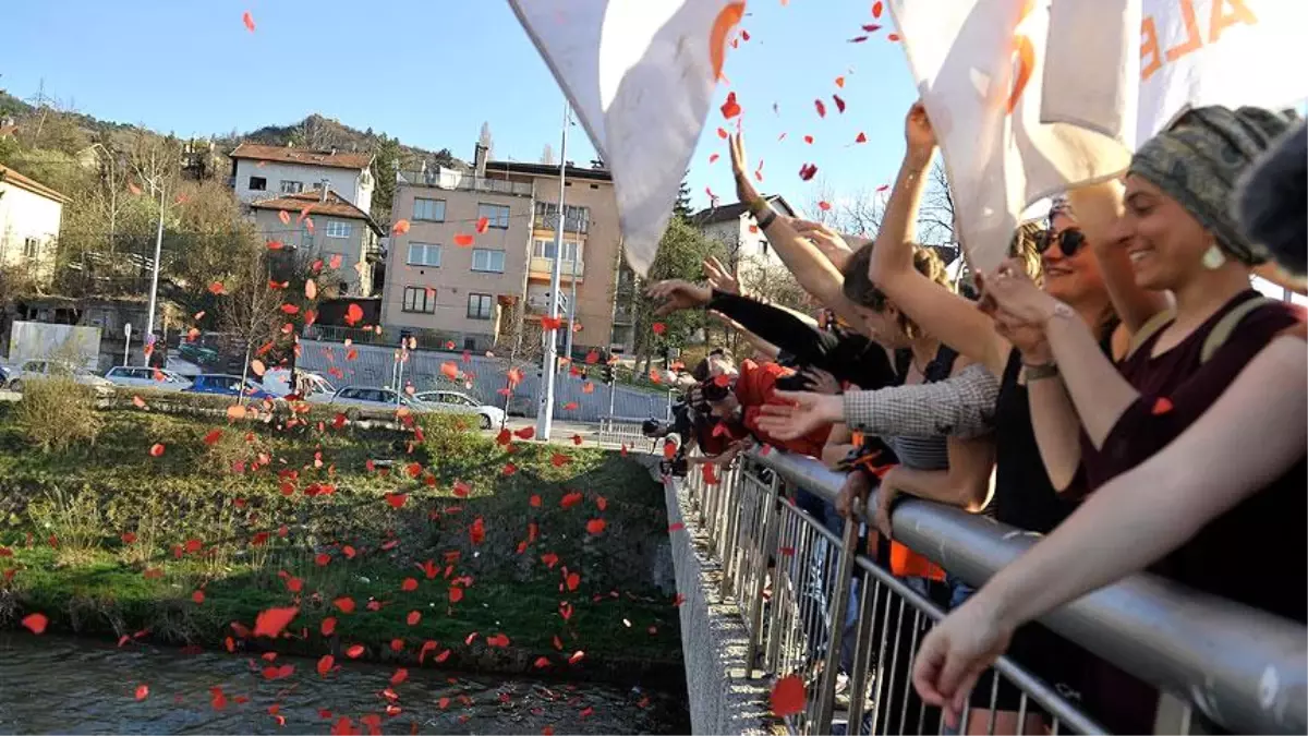 Halep İçin Sivil Yürüyüş" Saraybosna\'ya Ulaştı