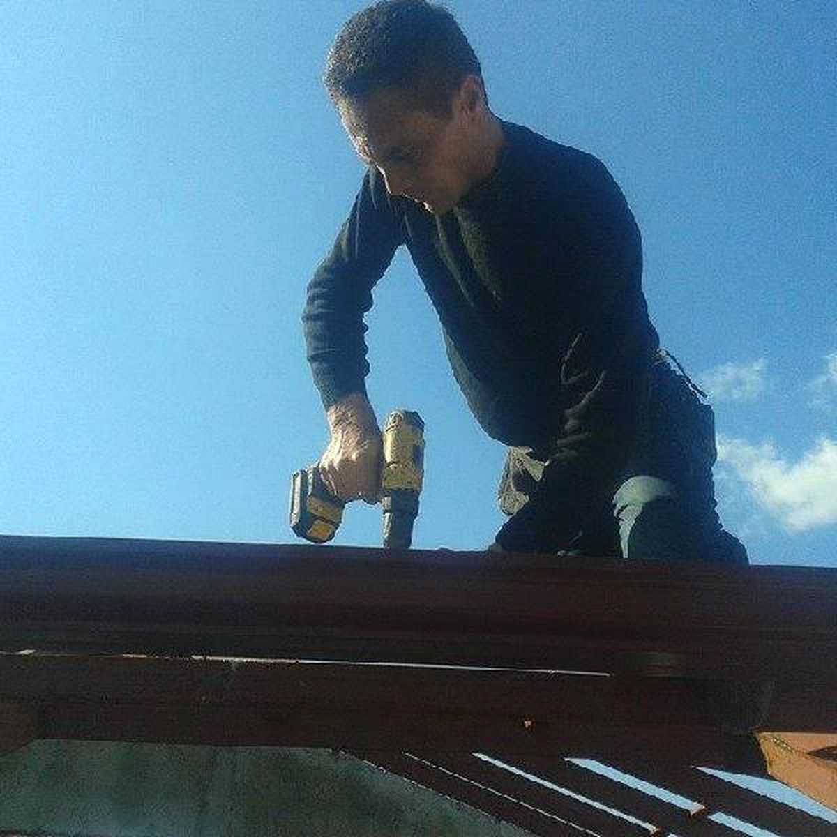 İnşaat İşçisi Akıma Kapılıp Ağır Yaralandı