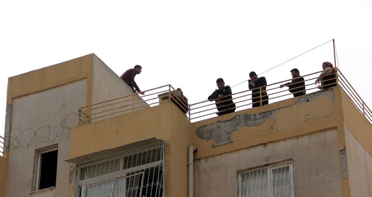 İntihar Girişiminde Bulunan Gence Yaşlı Kadın Tepki Gösterdi