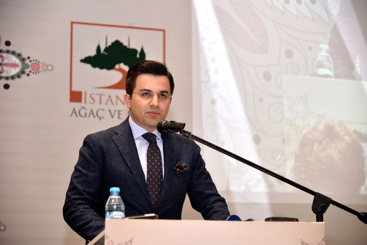 İstanbul\'a Bir Villa Bahçesi Gibi Bakıyoruz"
