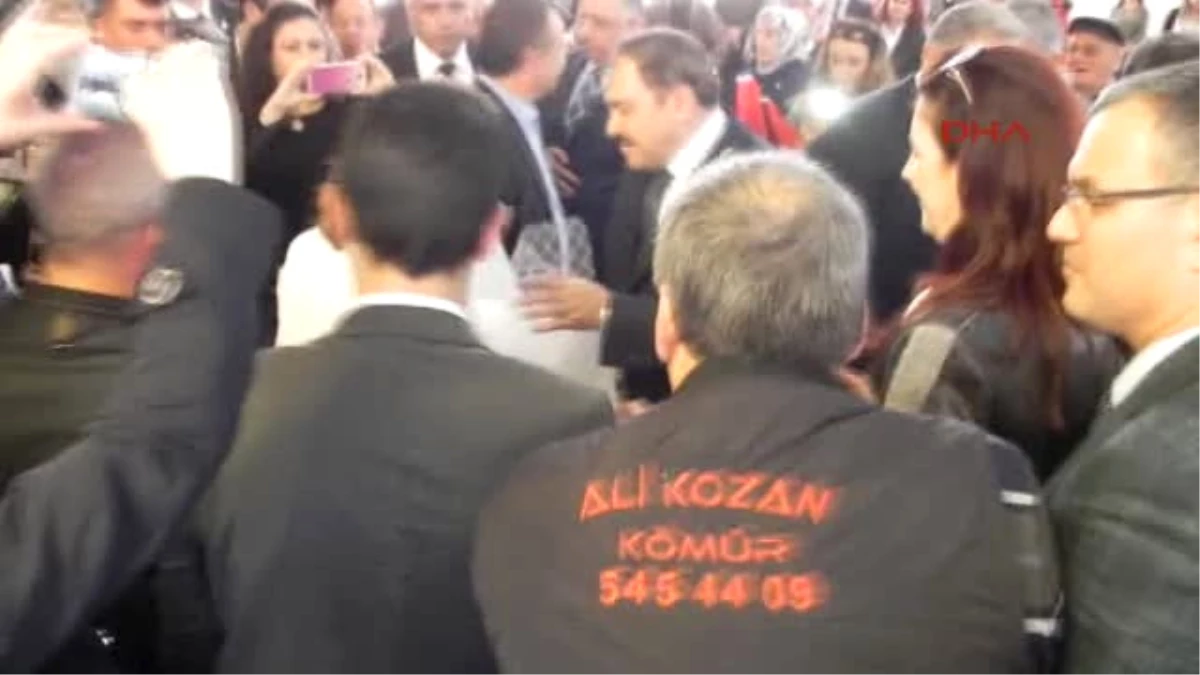 Izmir Bakan Eroğlu: Kılıçdaroğlu\'na \'Afyonkarahisar\'da Kese, Sabun Dinlenirsin\' Dedim
