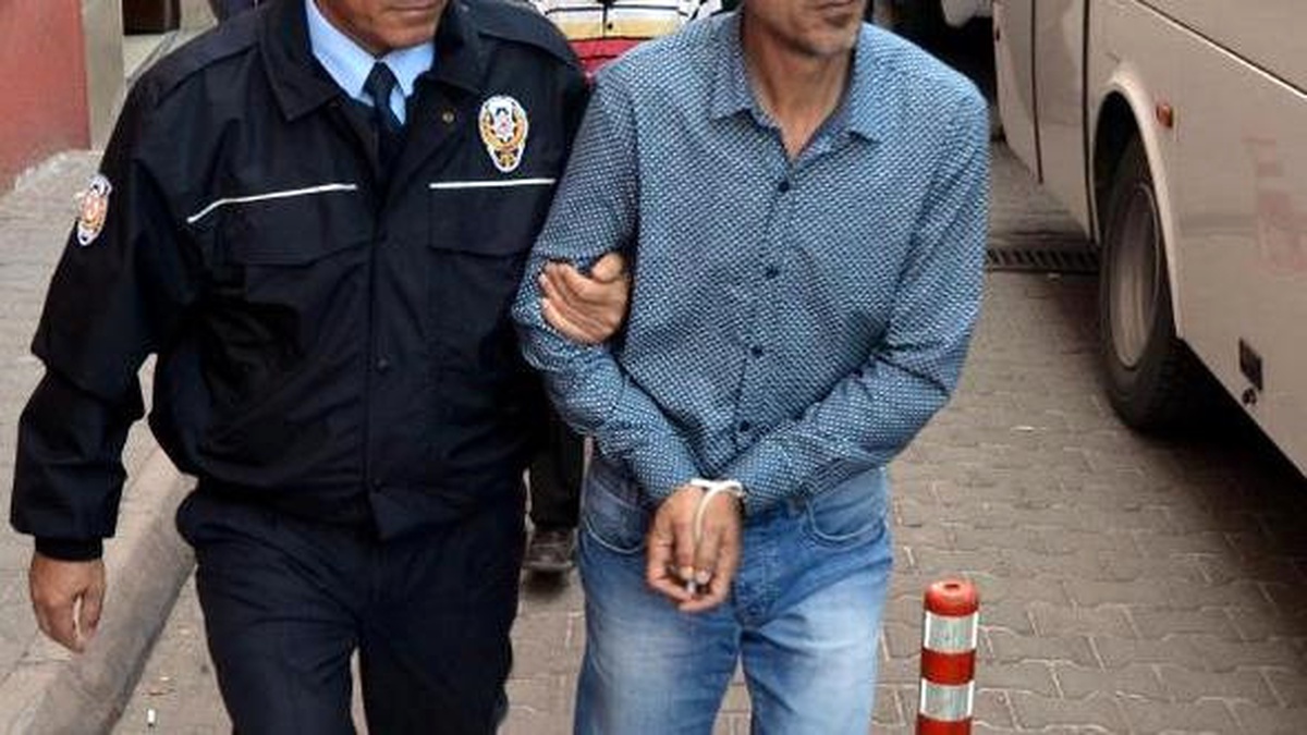 Kayseri\'de Fetö\'den 10 Belediyeci, Gözaltına Alındı