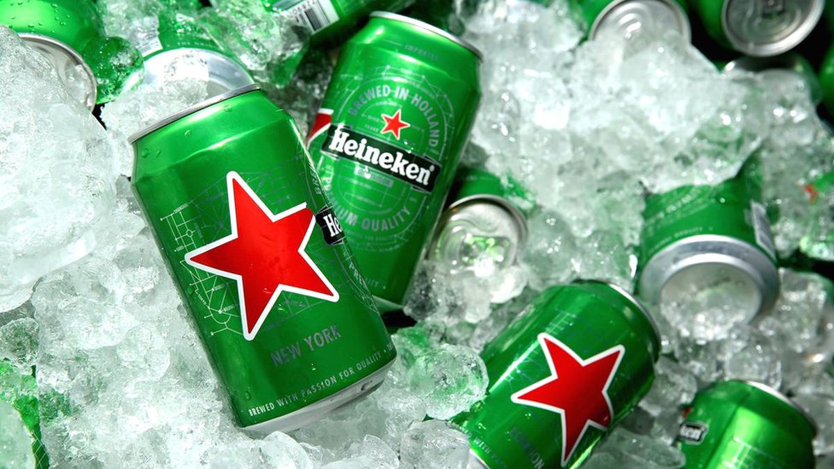 Macaristan\'da Logosu Kızıl Yıldız Olan Heineken Birasına Yasak Geliyor