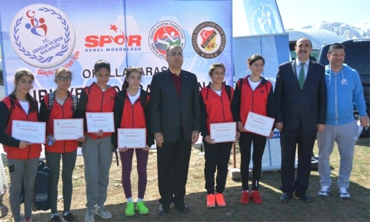 Malatya Valisi Toprak\'ın Spor Aşkı