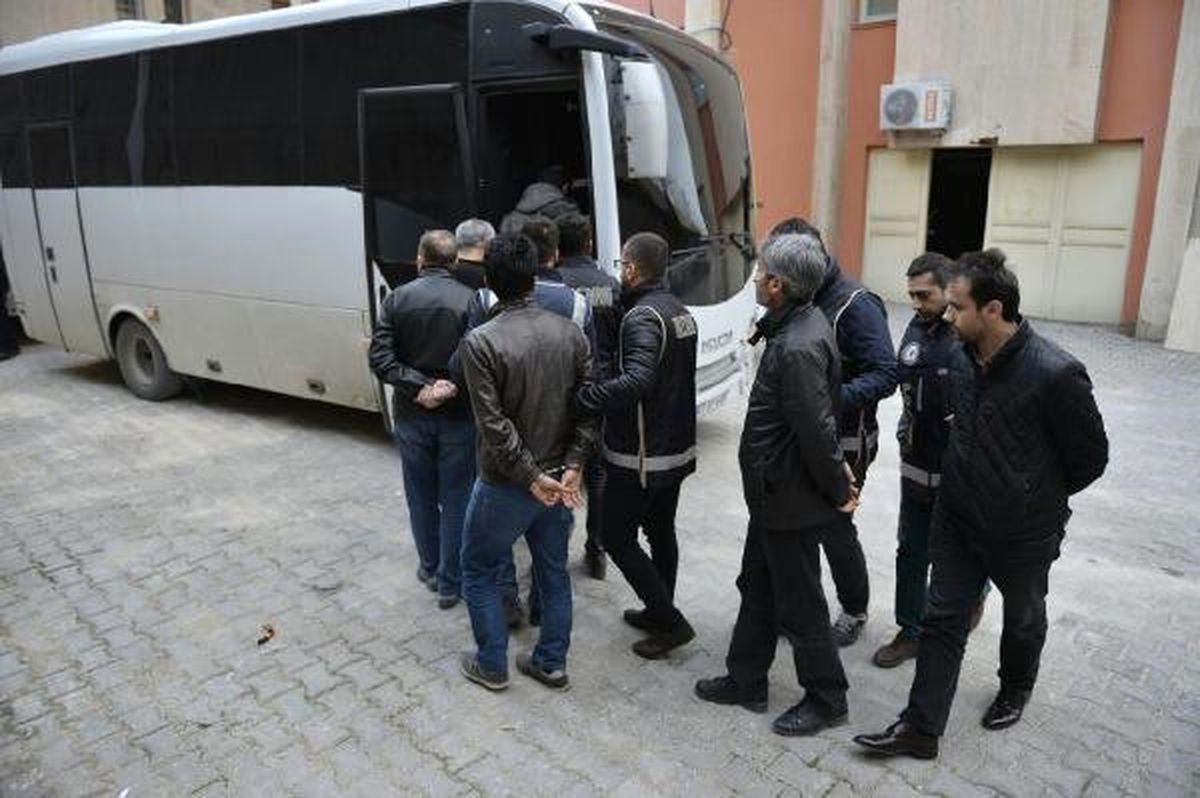 Mardin\'de 17 Polis Fetö\'den Tutuklandı