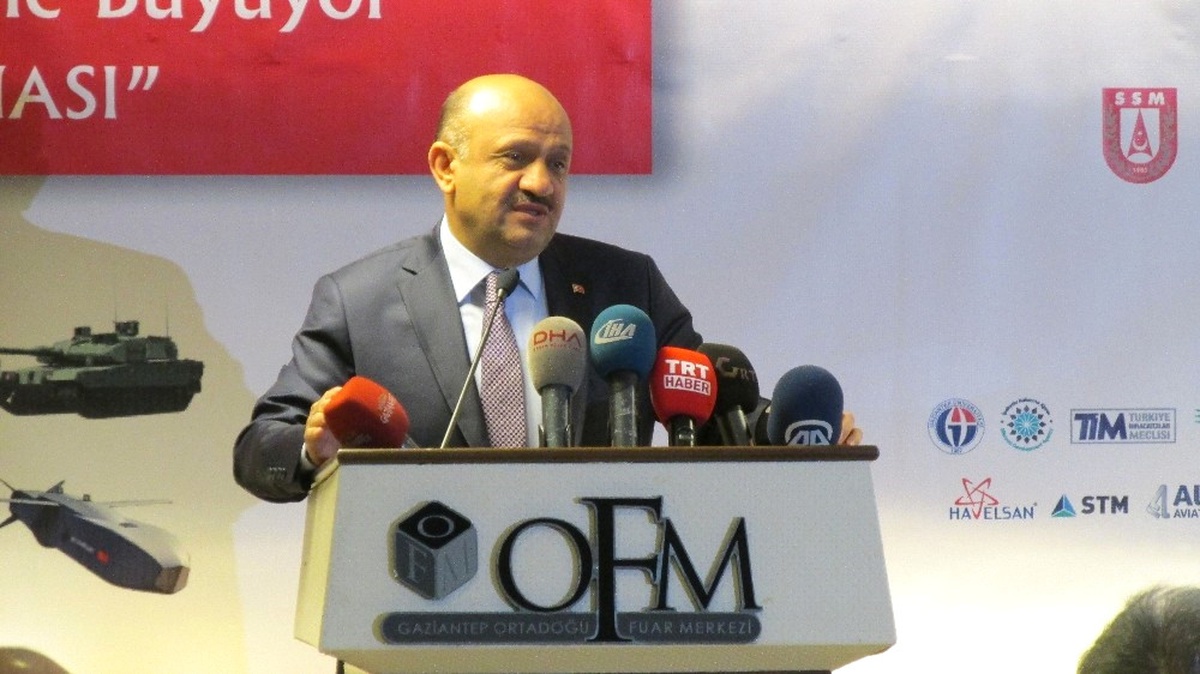 Milli Savunma Bakanı Işık: "Büyüyen Türkiye, Maalesef Avrupa\'daki Irkçıların Seçim Malzemesi...