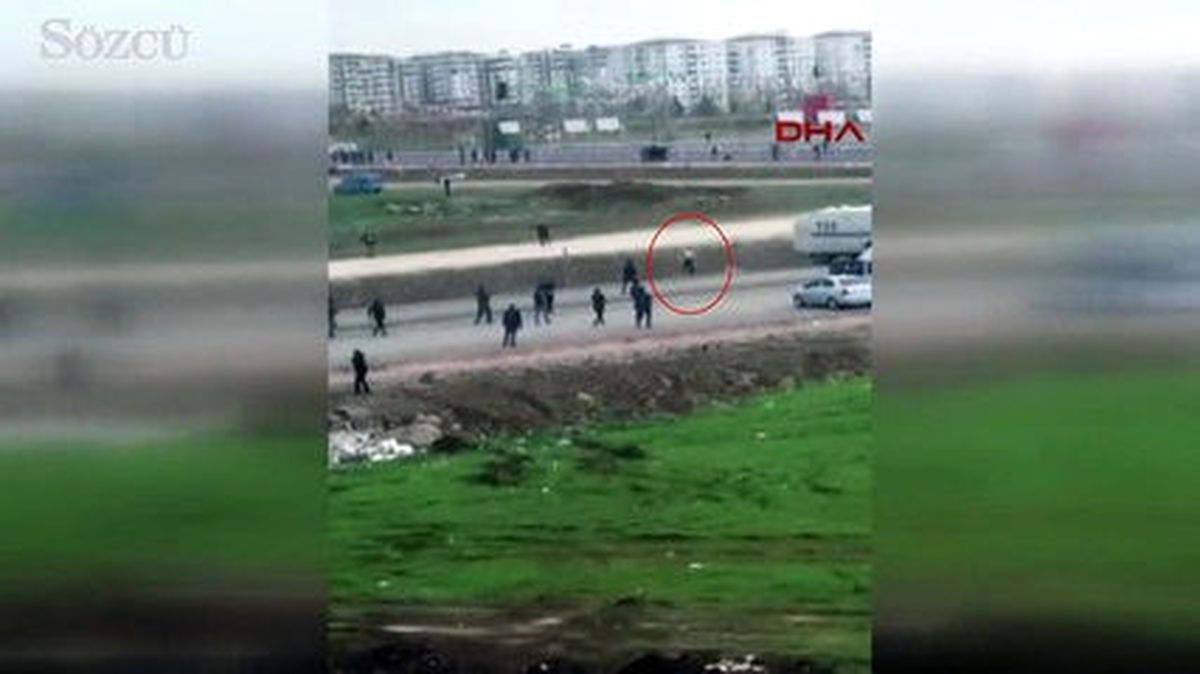 Nevruz Alanı Girişinde Üniversiteli\'nin Vurulma Anı