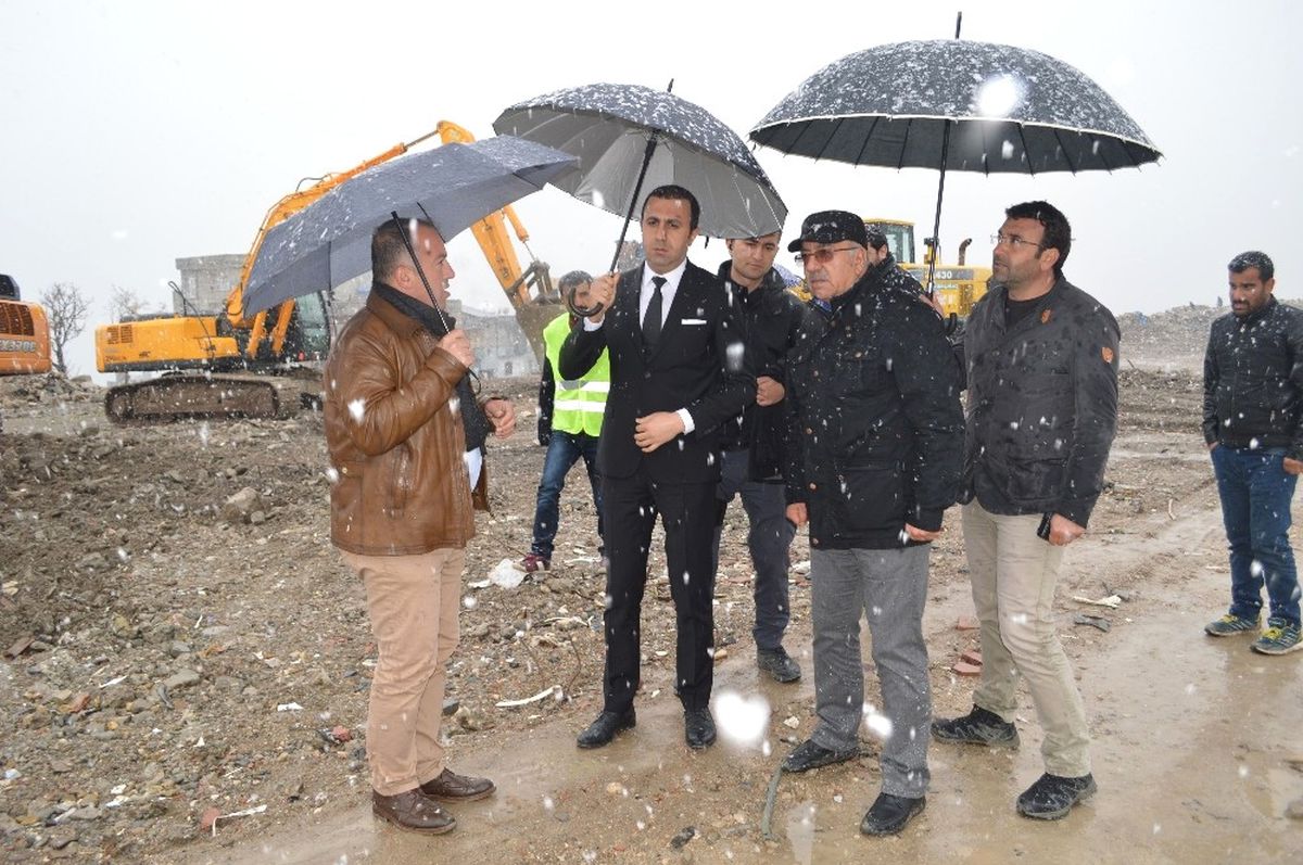Şırnak\'ta Bin 600 Konutun Temeli Atıldı