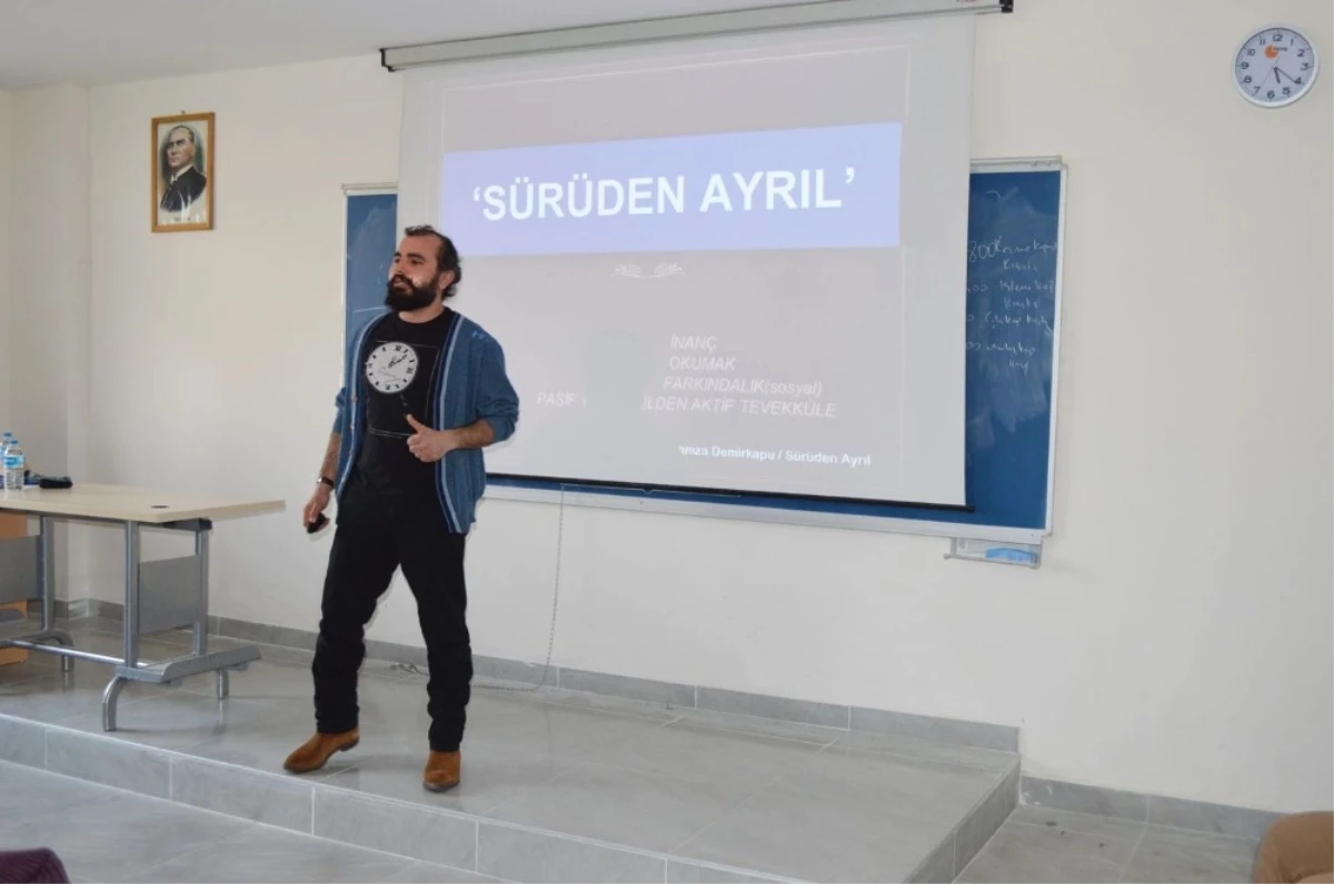 Smyo\'da \'Sürüden Ayrıl\' İsimli Seminer Düzenlendi