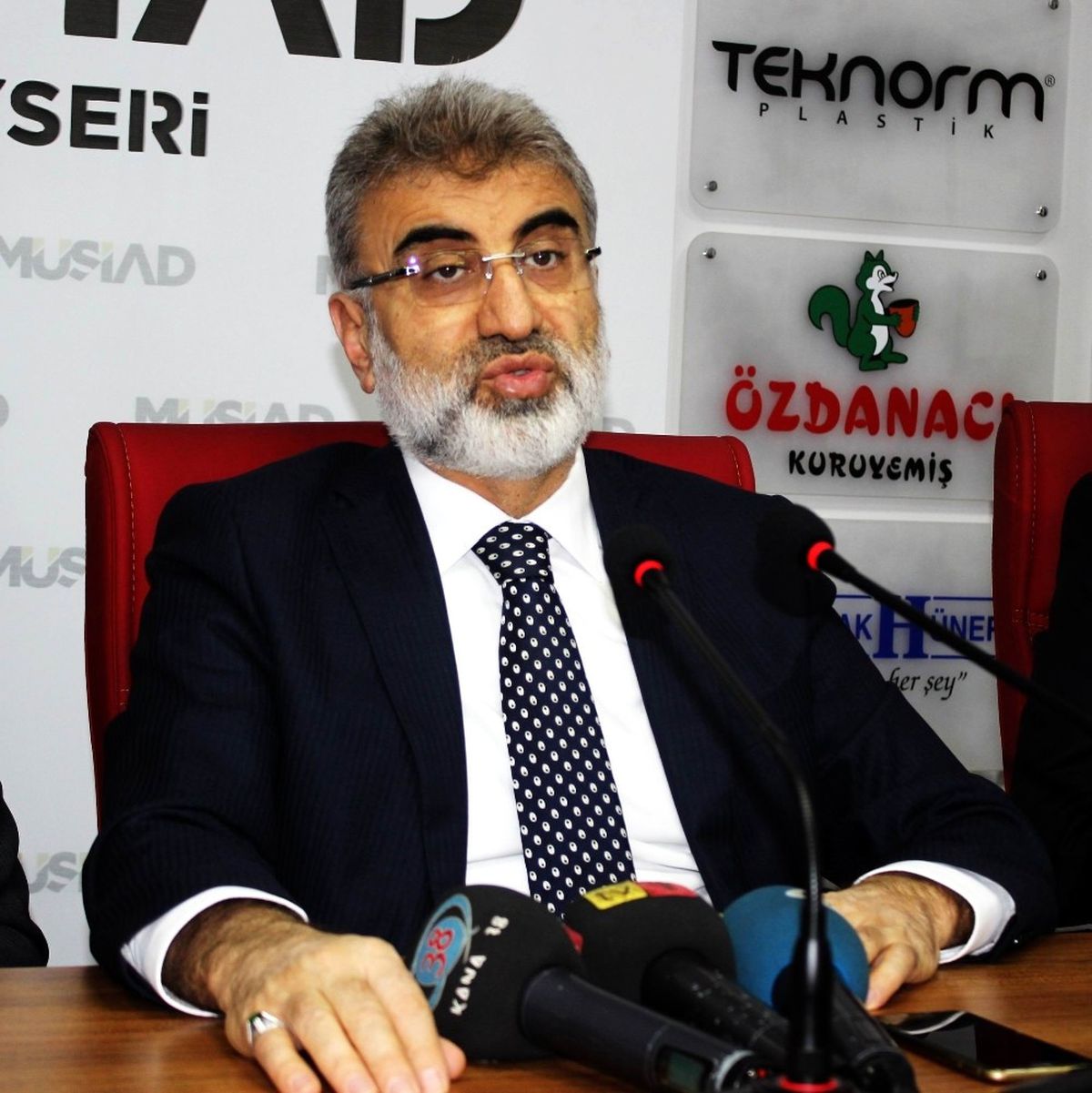 Taner Yıldız: "Bahçeli\'nin Başına Tuğla Düşmedi Ama Ankara\'nın Başına Bomba Düştü"