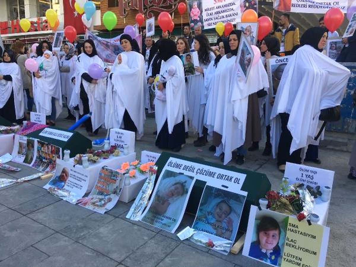 TMMOB\'un \'Hayır\' Kampanyası, TMMOB Üyeleri Tarafından Protesto Edildi