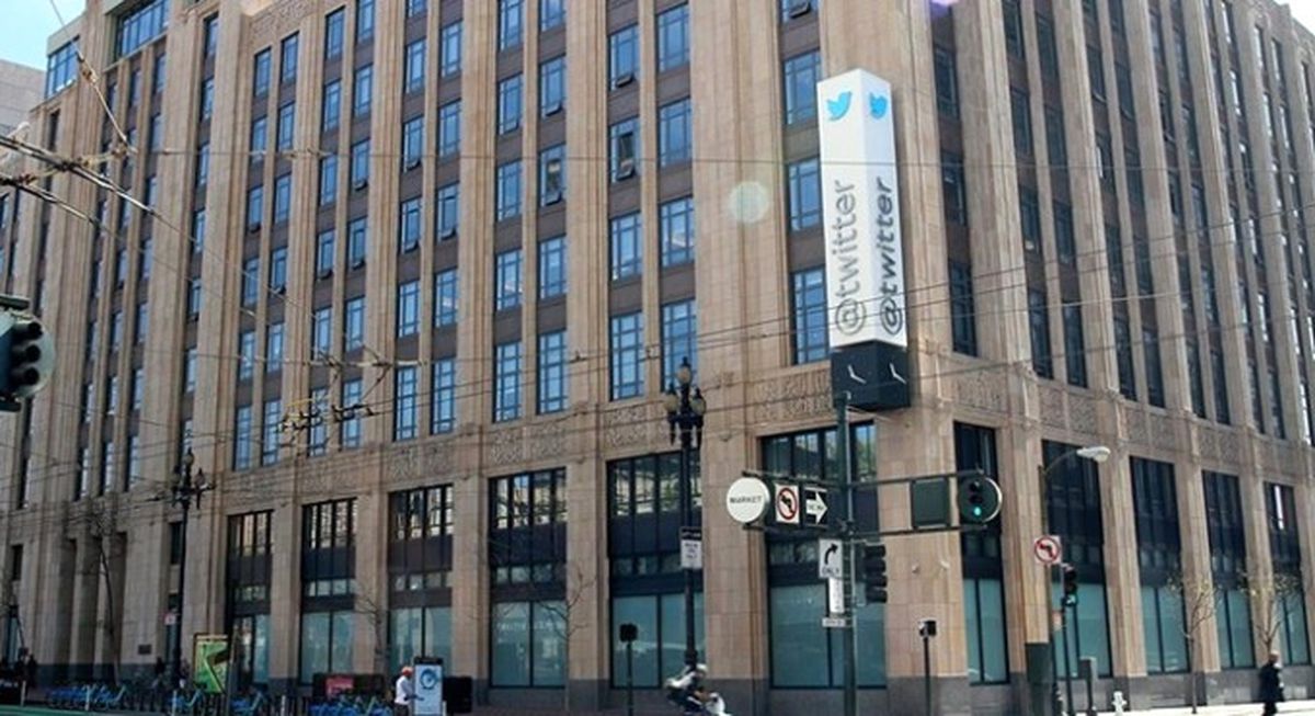 Twitter \'Şiddet ve Terör\' Gerekçesiyle Binlerce Hesabı Askıya Aldı