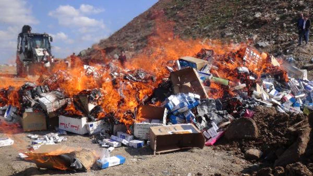 Uşak\'ta 116 Bin Paket Kaçak Sigara İmha Edildi