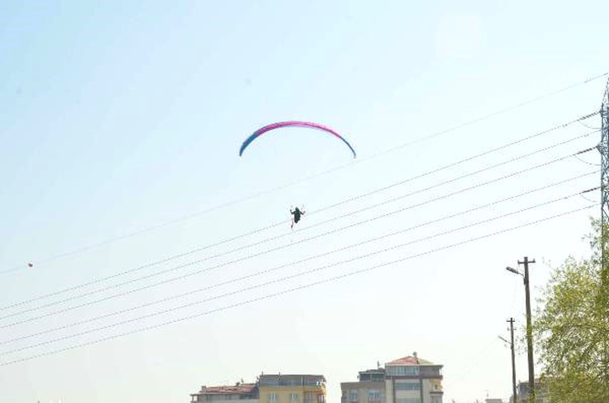 Yamaç Paraşütü ile Tehlikeli Yolculuk