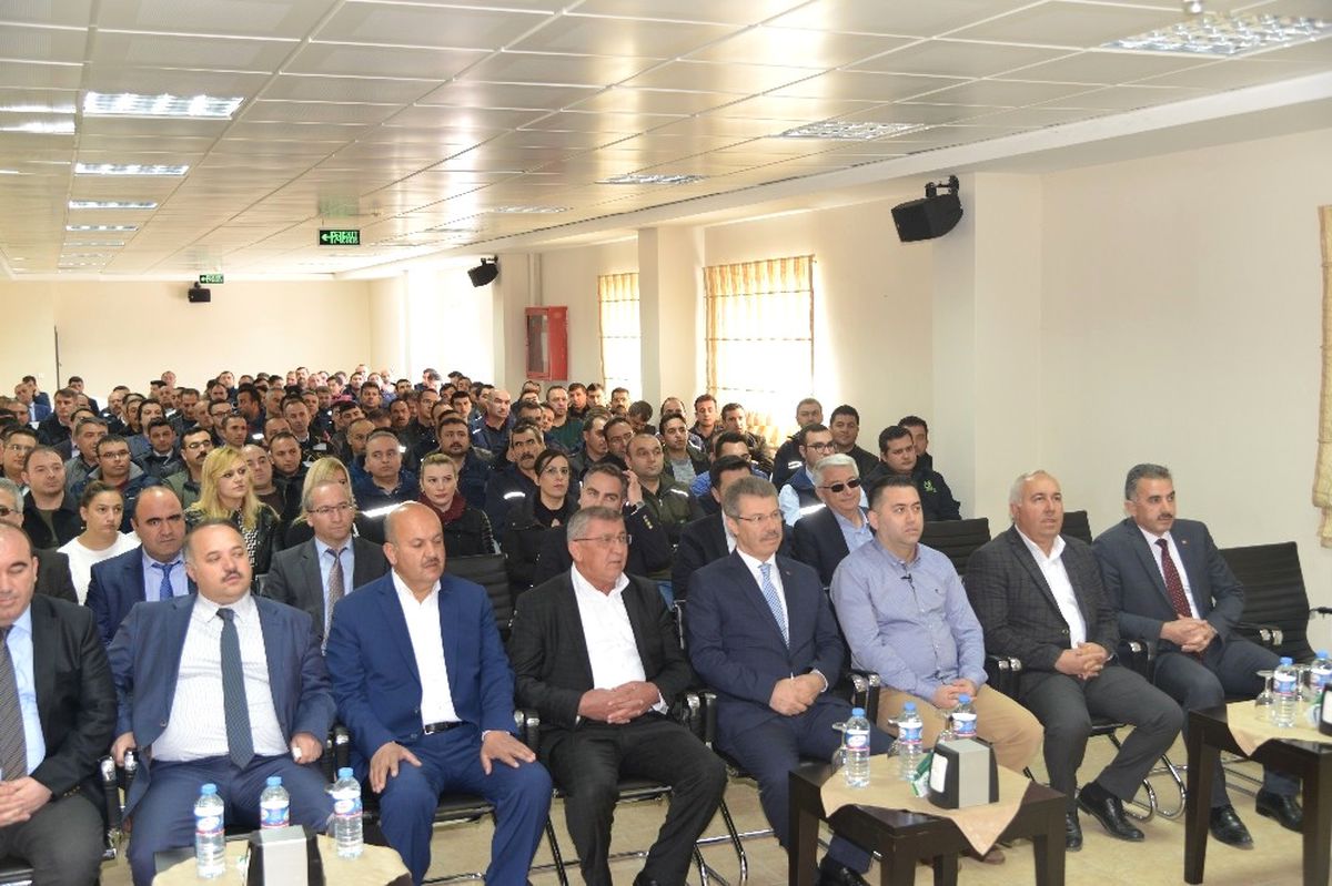 Başkan Akay, "Avrupa\'da Artan Türk Düşmanlığı Asırların Meselesidir"