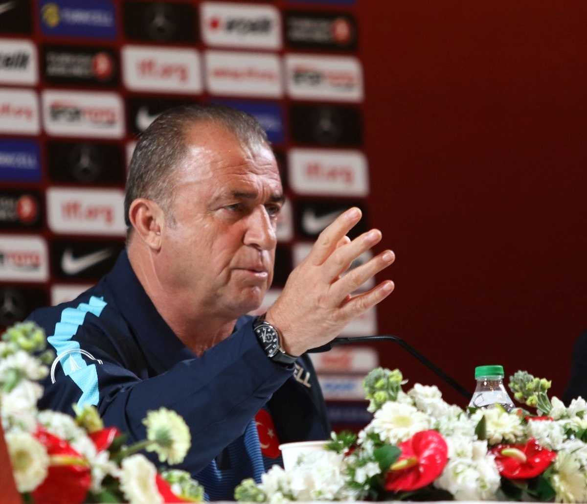Fatih Terim: "Yalnız Değilim, Yalnızlık Allah\'a Mahsustur"