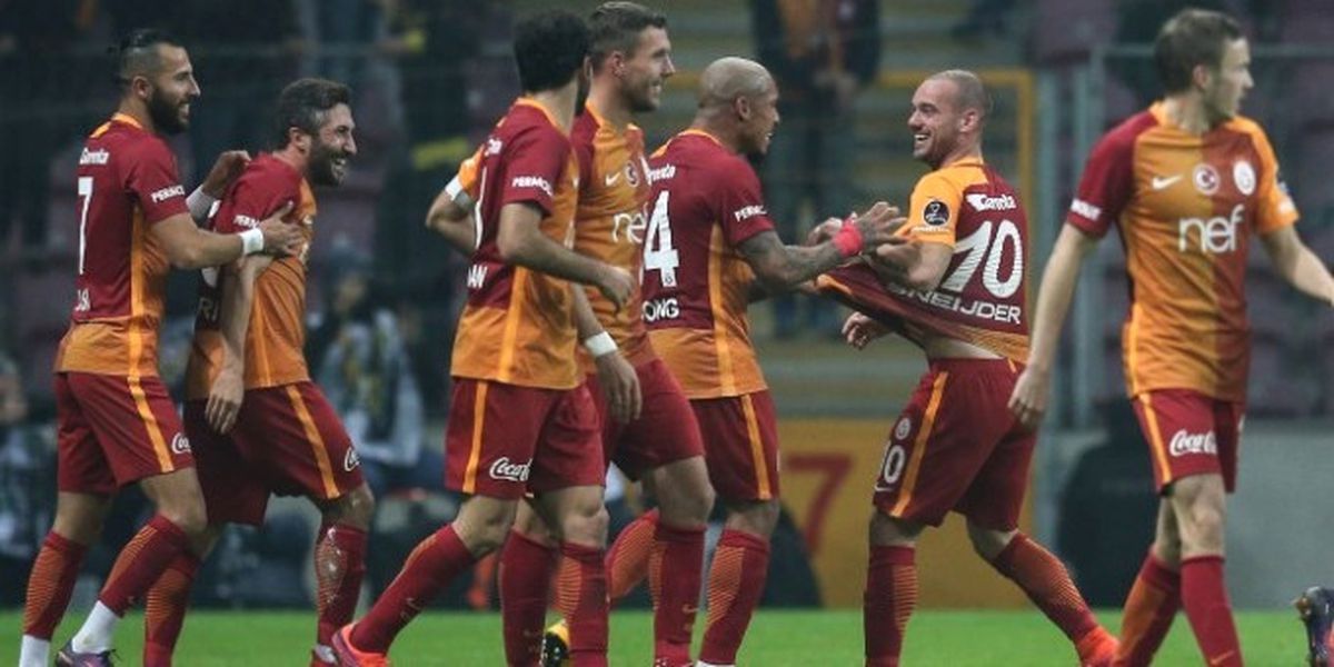 Galatasaray Sil Baştan!