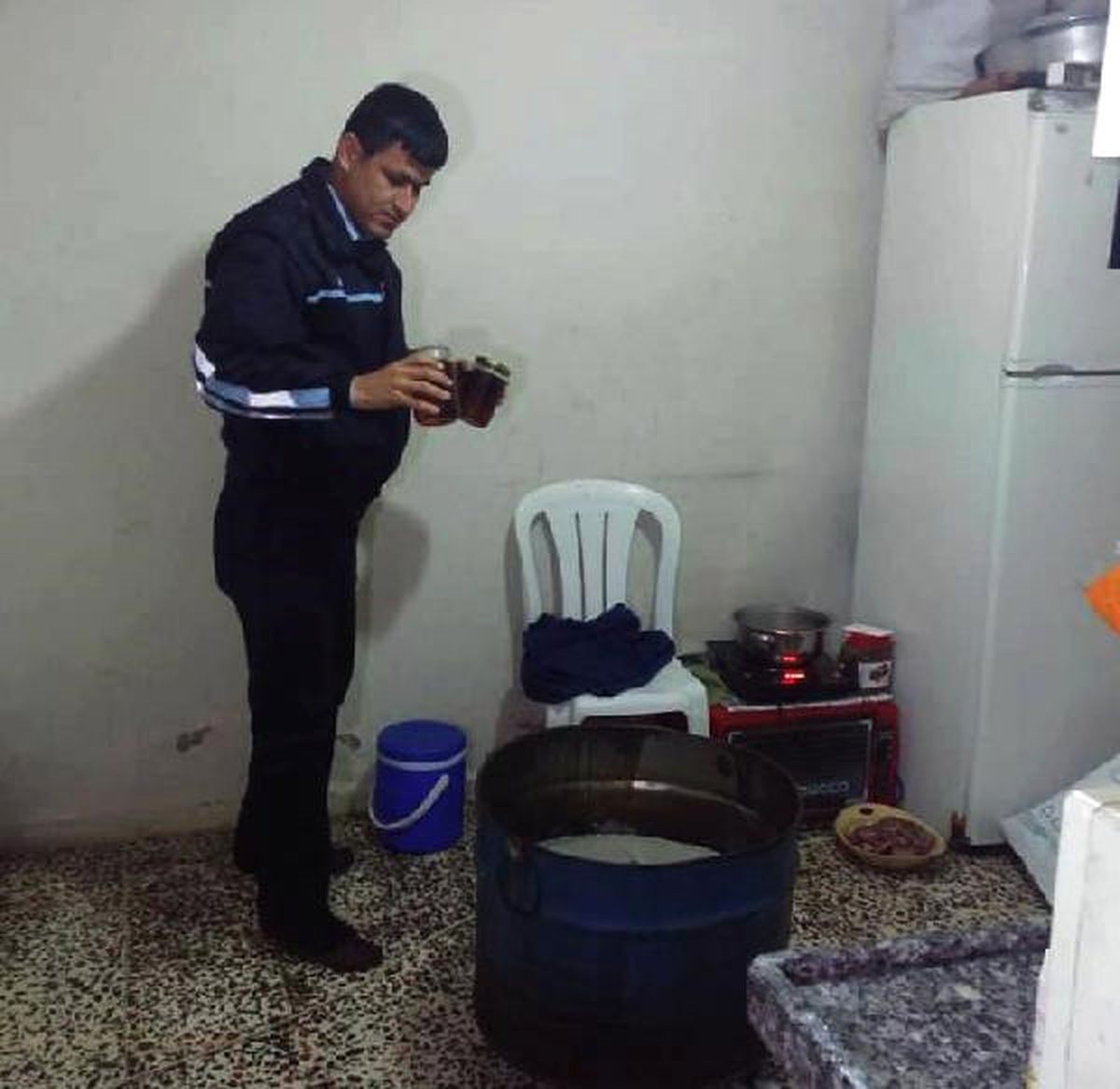 İslahiye\'de 250 Kilo Sahte Bal ve Zeytin Yağı Ele Geçti