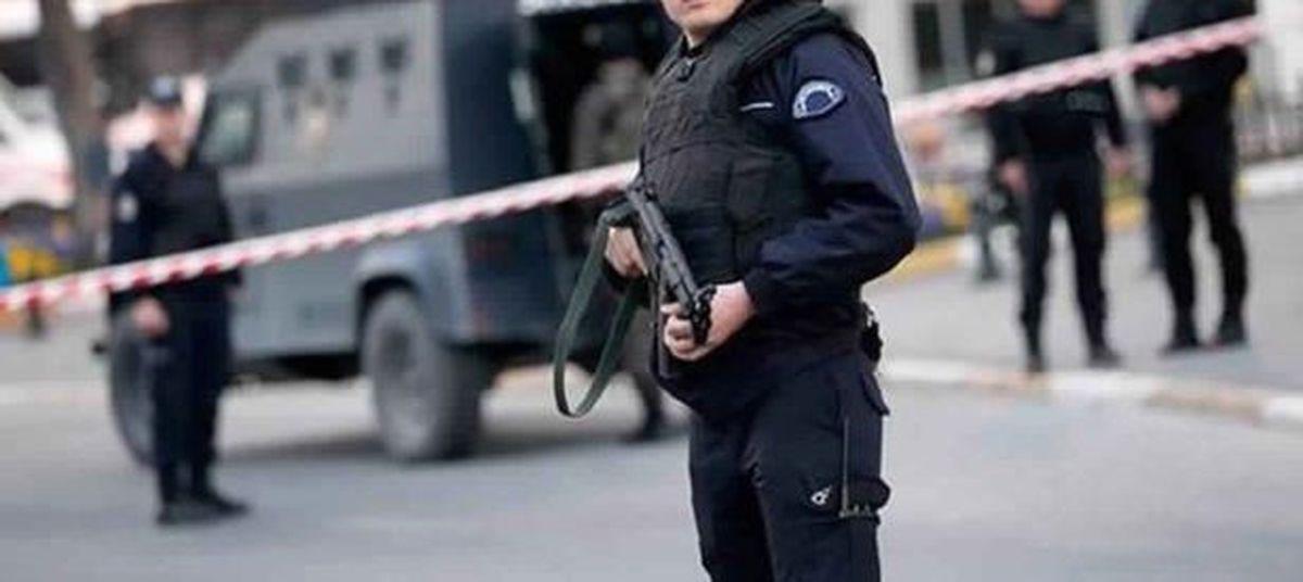 İstanbul Avrupa Yakasında 2 Bin Polisle "Kurt Kapanı 2" Adı Verilen Uygulama Başlatıldı.