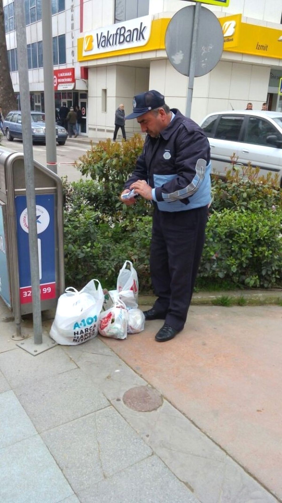İzmit\'te Görüntü Kirliliğine Taviz Yok