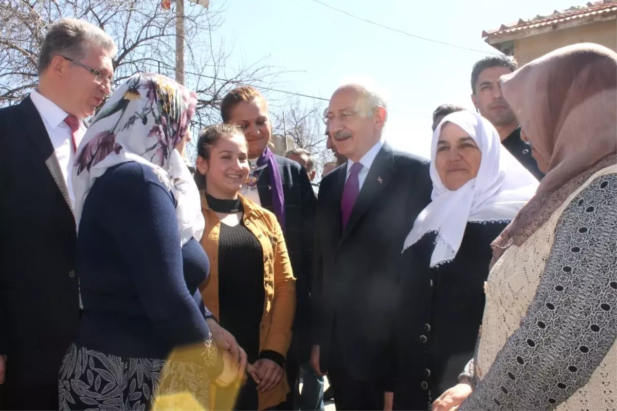 Kılıçdaroğlu ile Küçük Kız Arasındaki Sohbet Herkesi Güldürdü