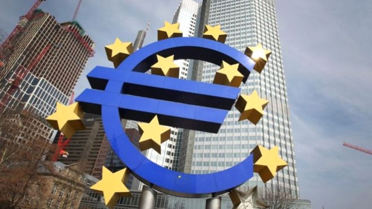 Koening: Bankalar Batmadı, Batmayacak