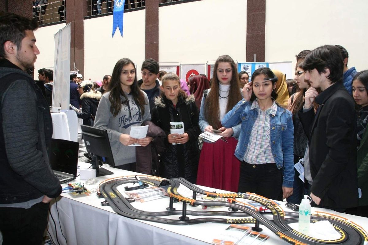 Ktü\'lü Öğrenciler Dünyada Bir İlki Başardı