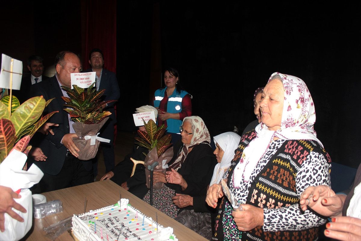 Osmaniye\'de "Yaşlılar Haftası"
