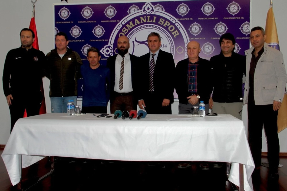 Osmanlıspor, Hamza Hamzaoğlu ile 1,5 Yıllık Sözleşme İmzaladı