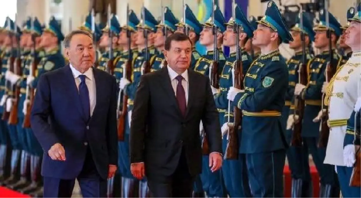 Özbekistan Cumhurbaşkanı Mirziyoyev, Kazakistan\'a İlk Resmi Ziyaretini Gerçekleştirdi