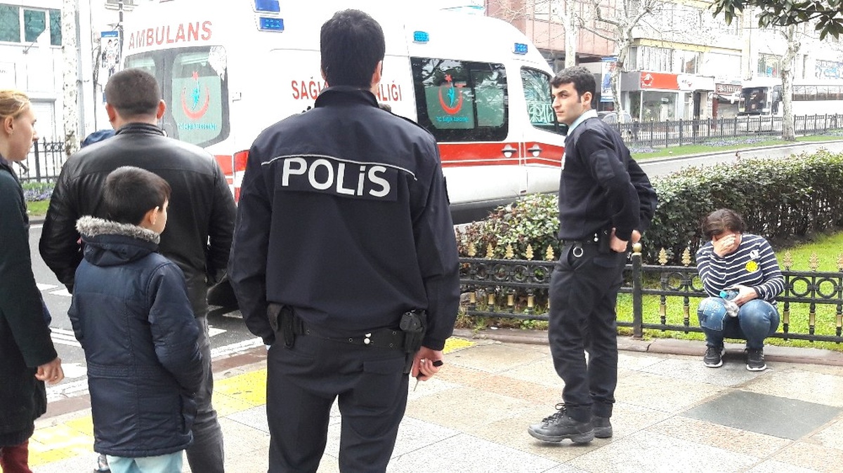 Kaza Yapan Kadın Sürücü Sinir Krizi Geçirdi