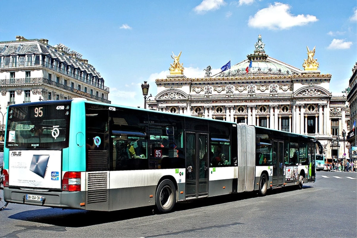 Paris\'te Kadınlara Özel Otobüs Uygulaması