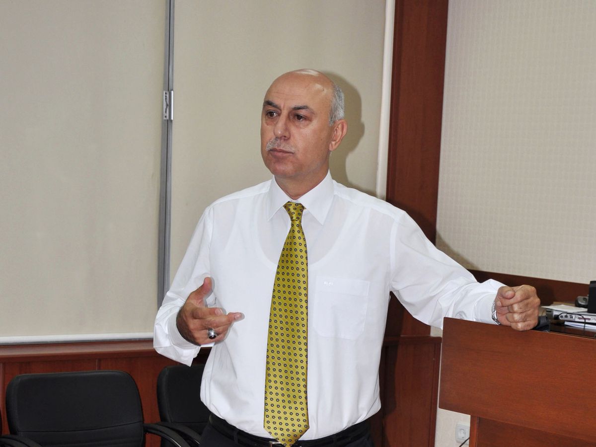 Tarsus Ticaret Borsası Logolu Pul Basıldı