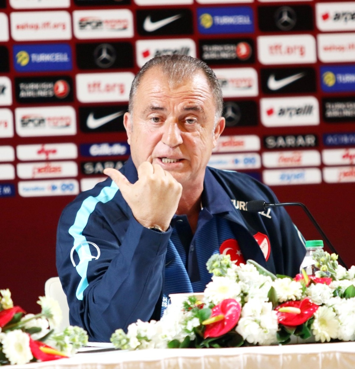 Türkiye Futbol Direktörü Terim Açıklaması