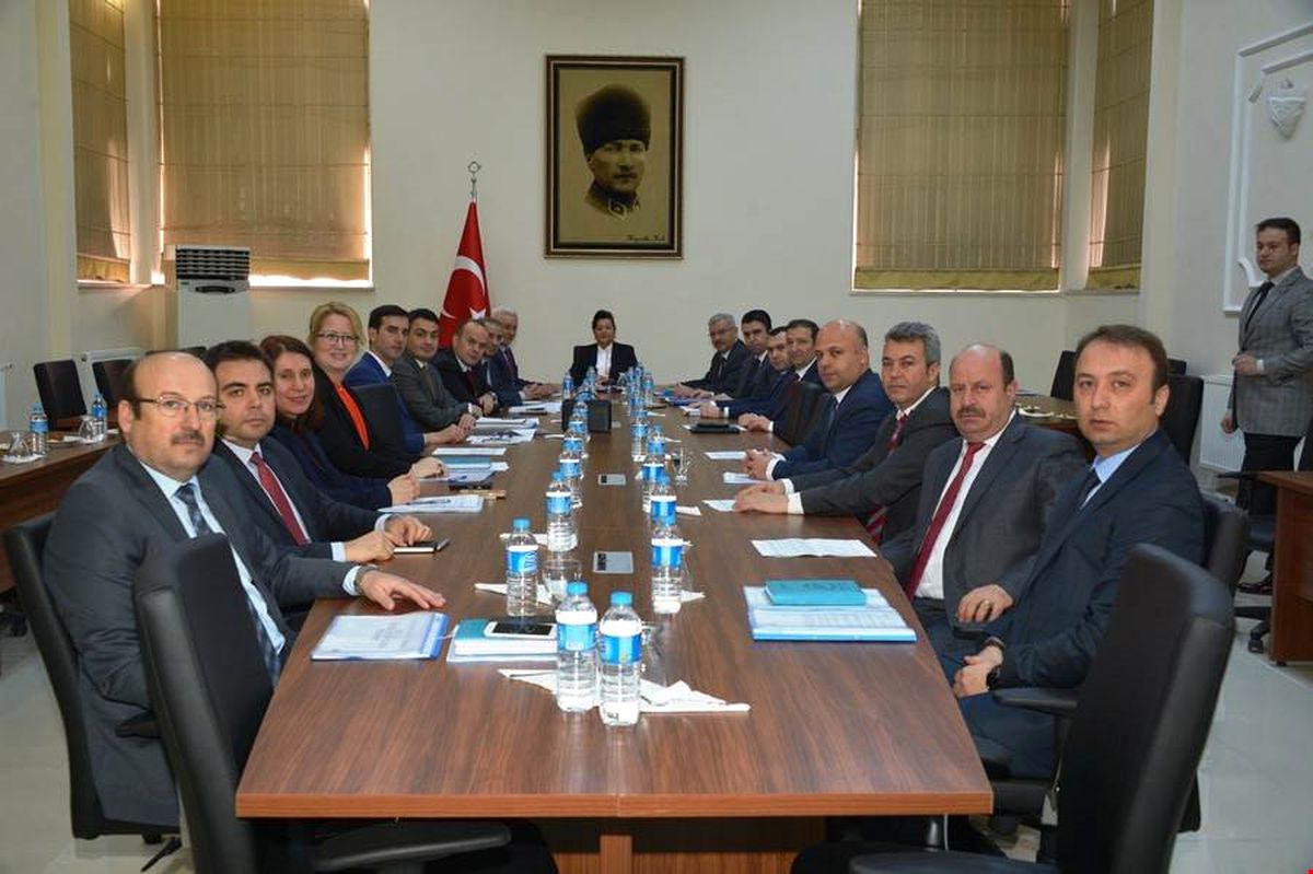 Vali Civelek "Köydes" Toplantısına Katıldı