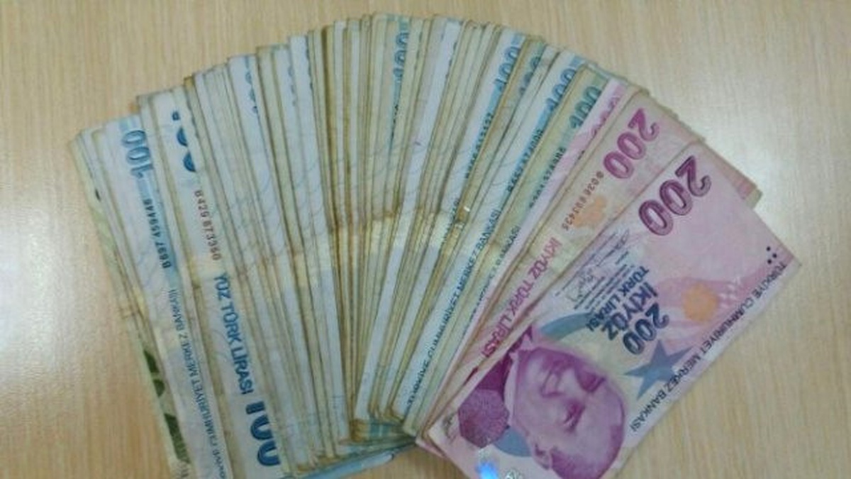 Vezneden Hırsızlık Güvenlik Kamerasında
