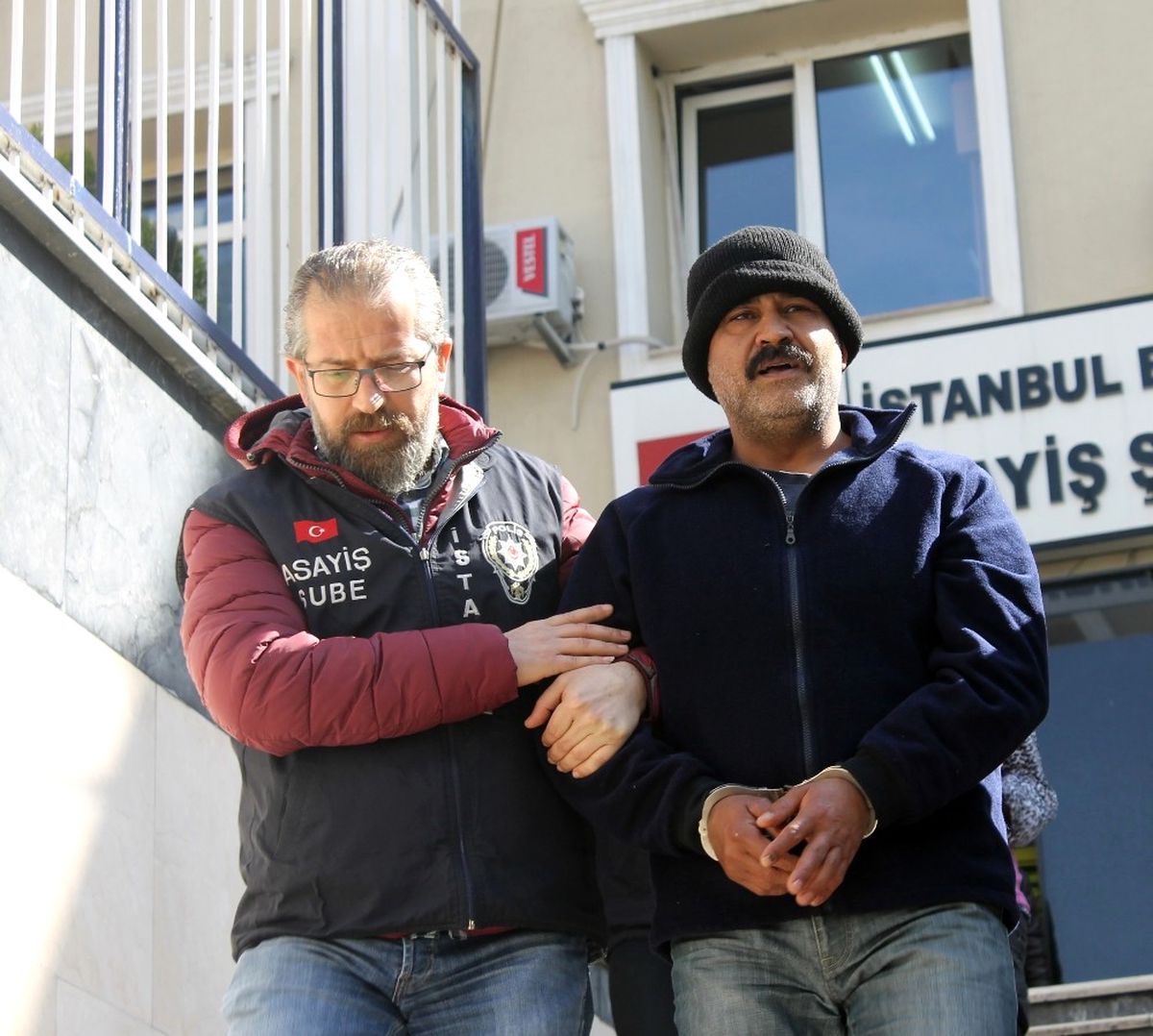 20 Yıllık Arkadaşının Aracını Çaldı Polis Tarafından Yakalandı