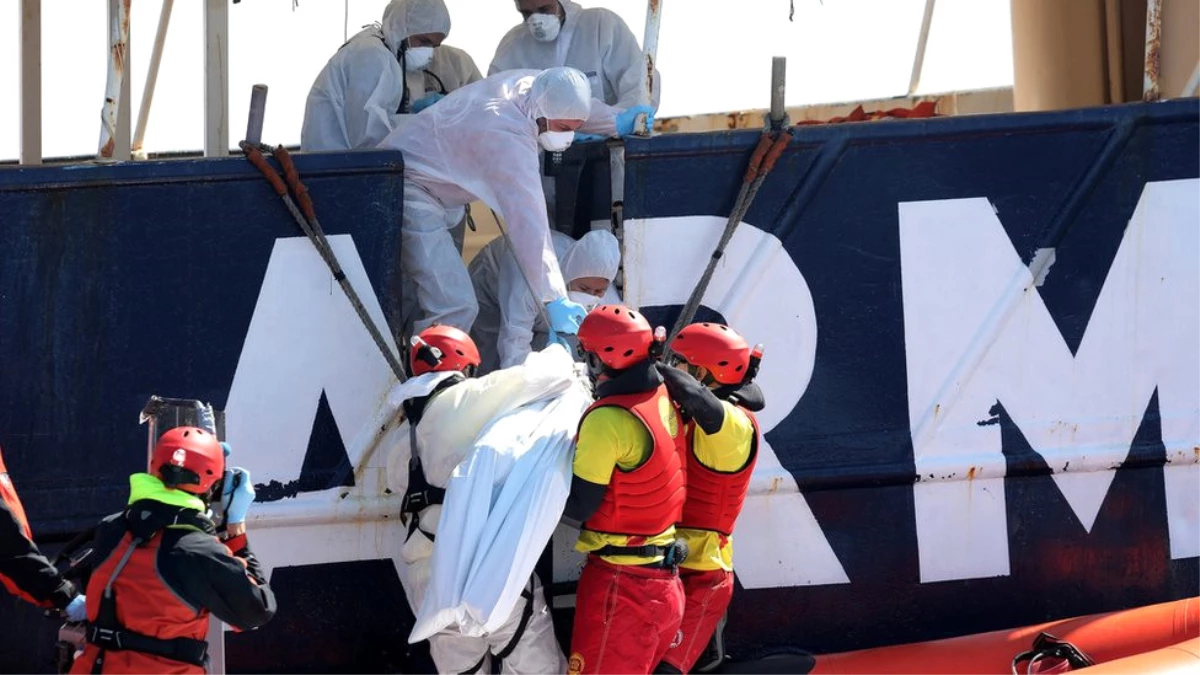 Akdeniz\'de Yaklaşık 200 Göçmenin Ölümünden Endişe Ediliyor
