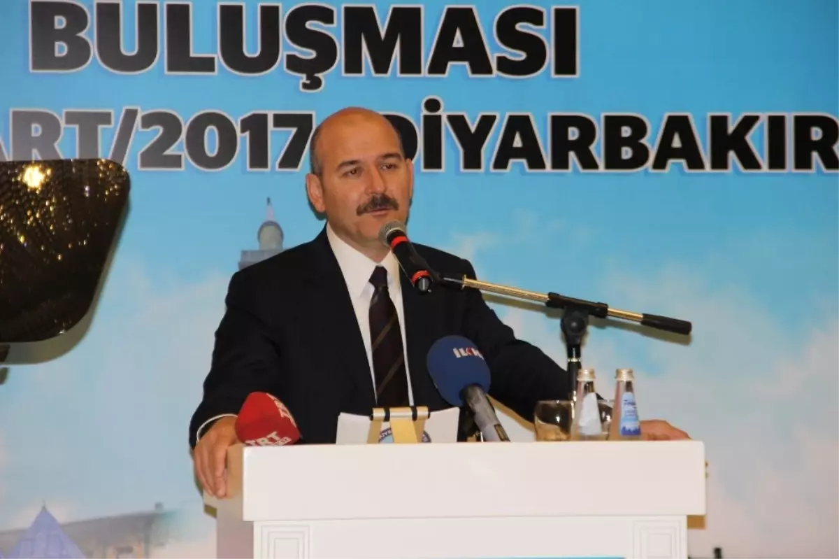 Bakan Soylu Diyarbakır\'da Stk ve Kanaat Önderleri ile Bir Araya Geldi