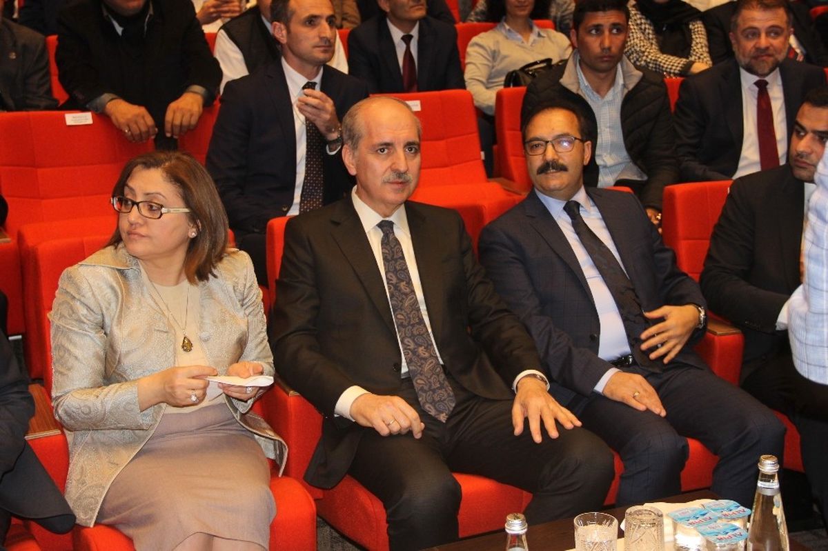 Başbakan Yardımcısı Kurtulmuş Öğrencilerle Buluştu