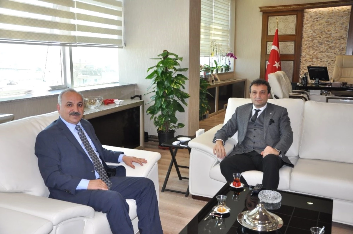 Başkan Dinçer\'den Cumhuriyet Başsavcısı Ercan\'a Ziyaret