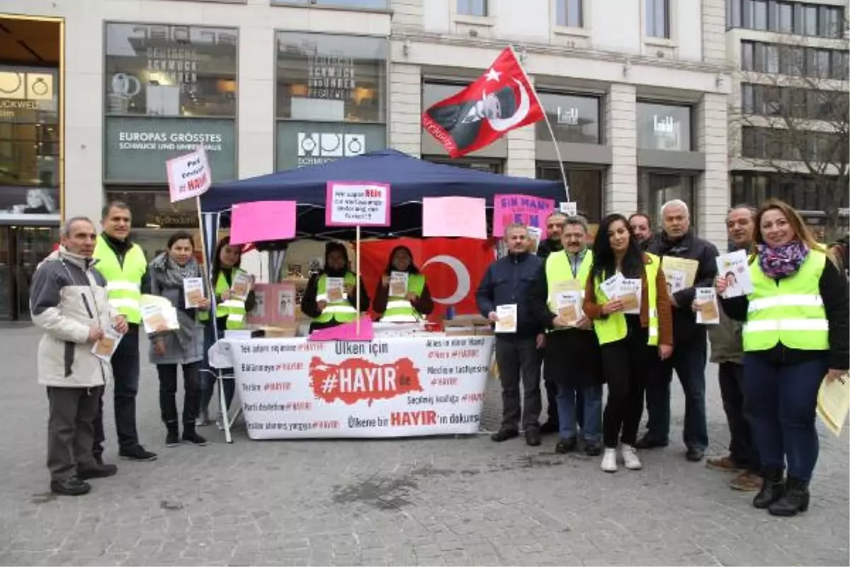 Chp, Pforzheim\'da "Hayır" Standı Açtı