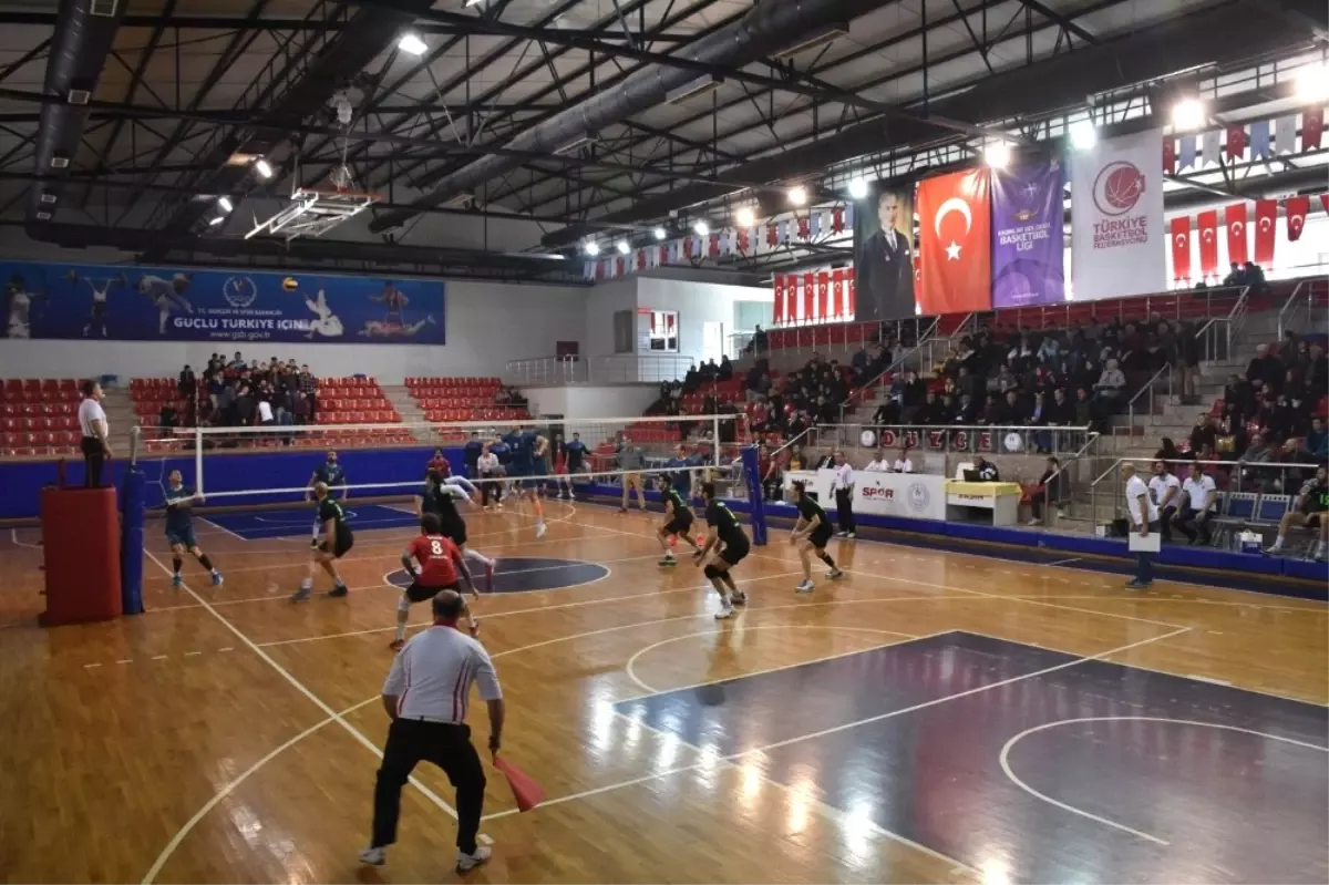 Düzce Belediyespor Voleybol Takımı Play Offlarda Elendi