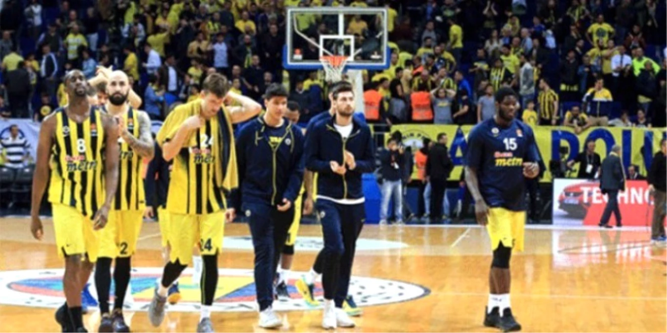 Fenerbahçe Basketbolda da Düşüşte!