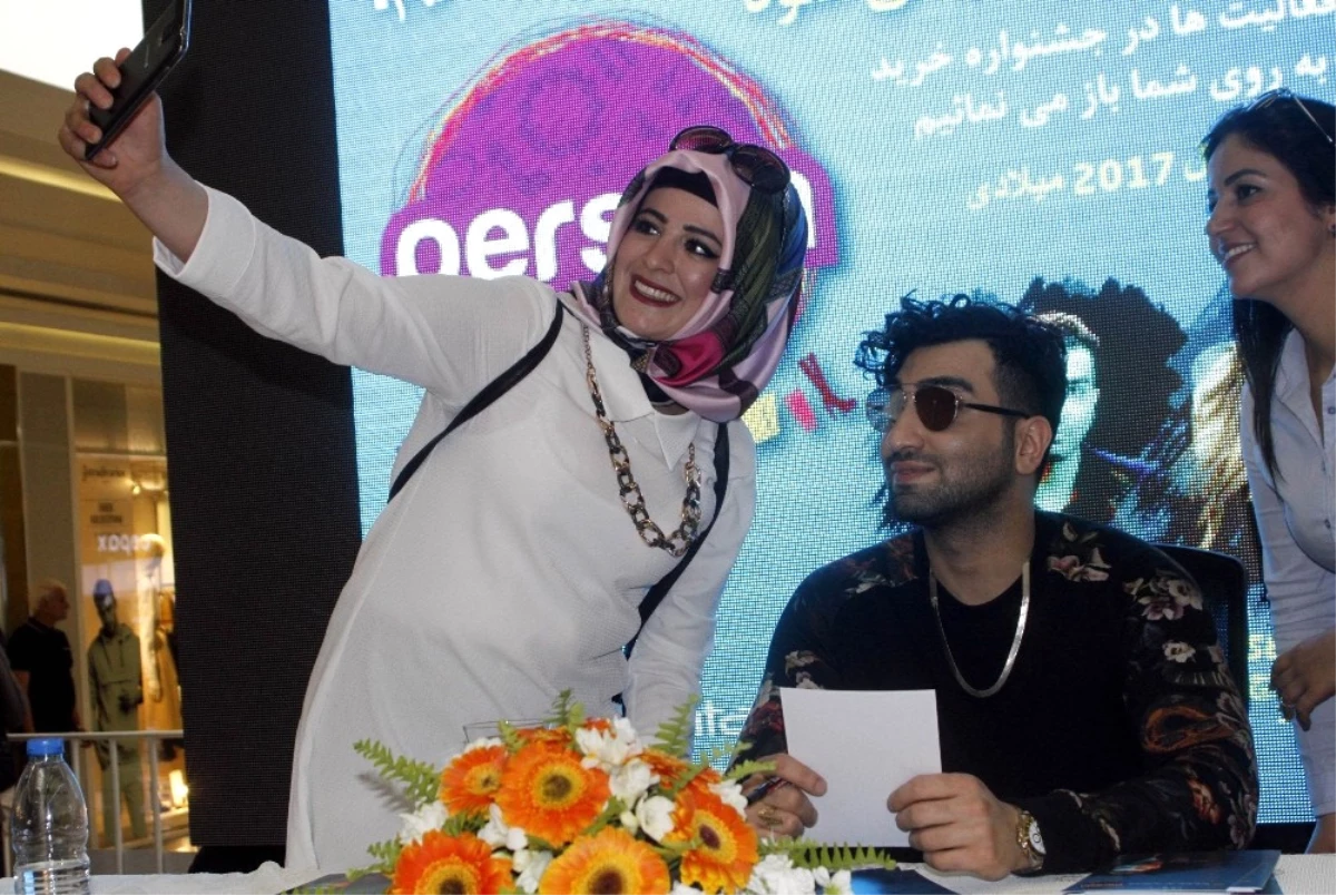 İranlı Popstar Tohi: "Türkiye\'de Huzurlu ve Mutluyum"